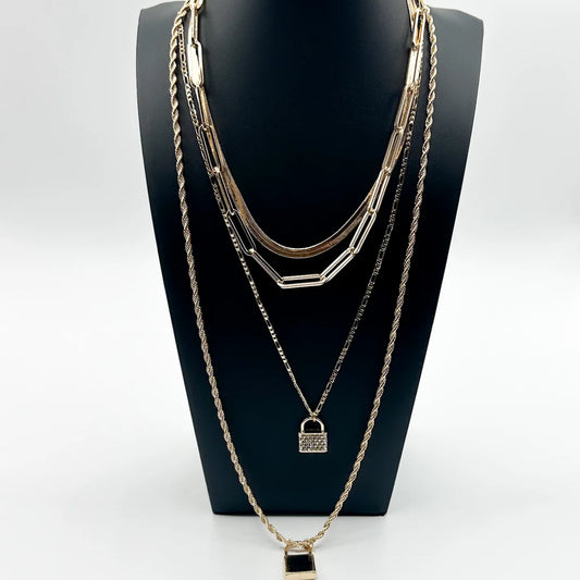 Mastering the Art of Layering Necklaces: A Guide to Effortless Elegance